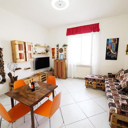 Appartamento Fronte Mare Livorno Exterior photo